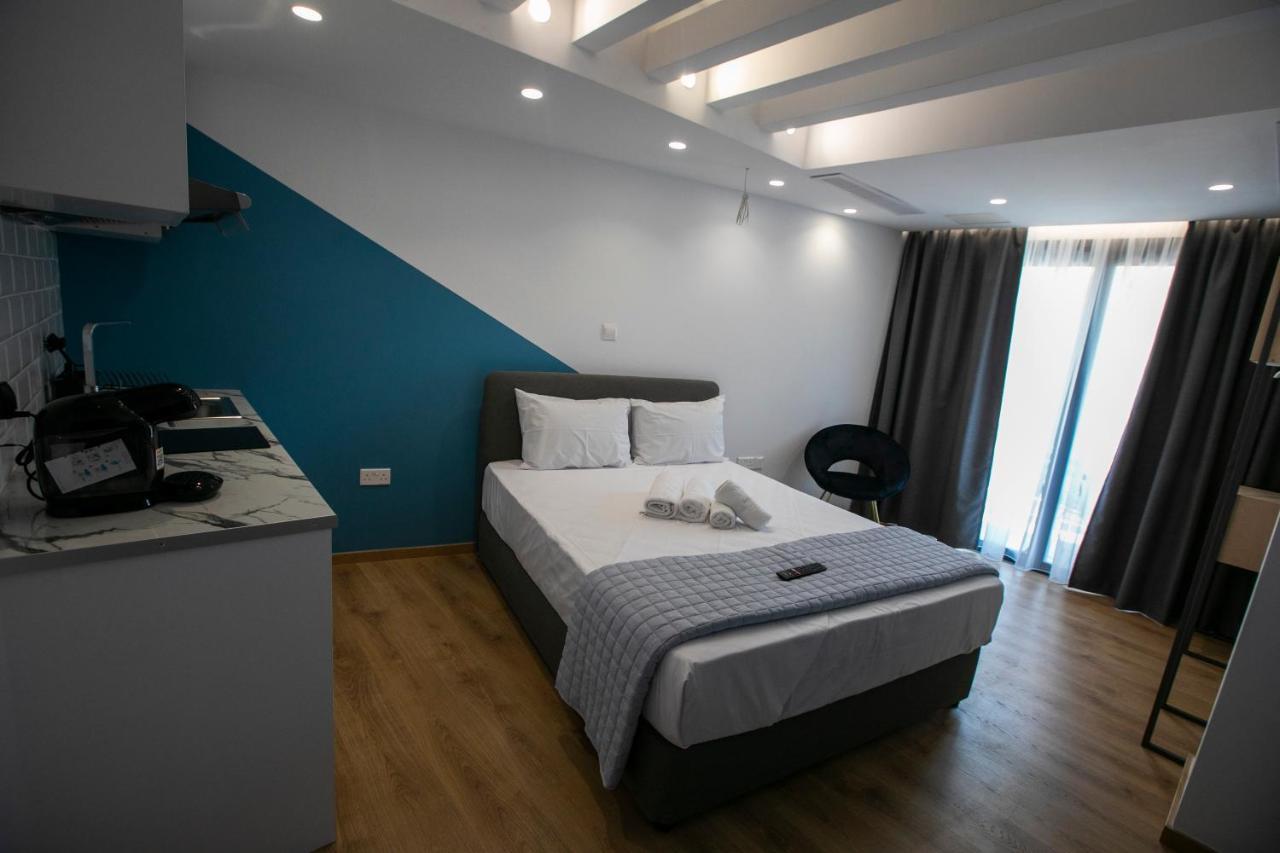 Aparthotel Joseph'Spot Paphos Center Exterior foto